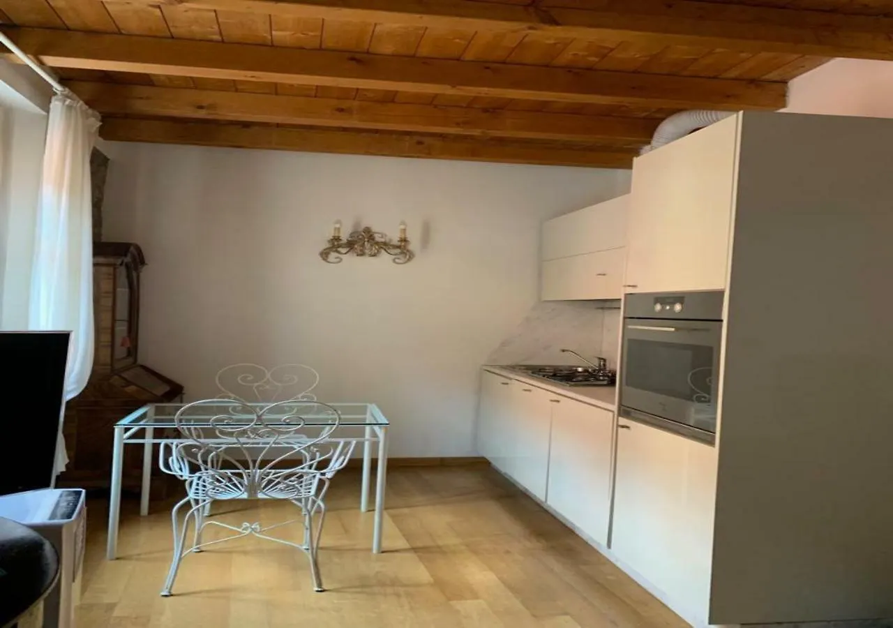 Apartamento Whouse Suite Gold Towers Bolonia Italia