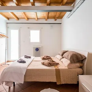 Apartamento Whouse Mirasole, Bolonia